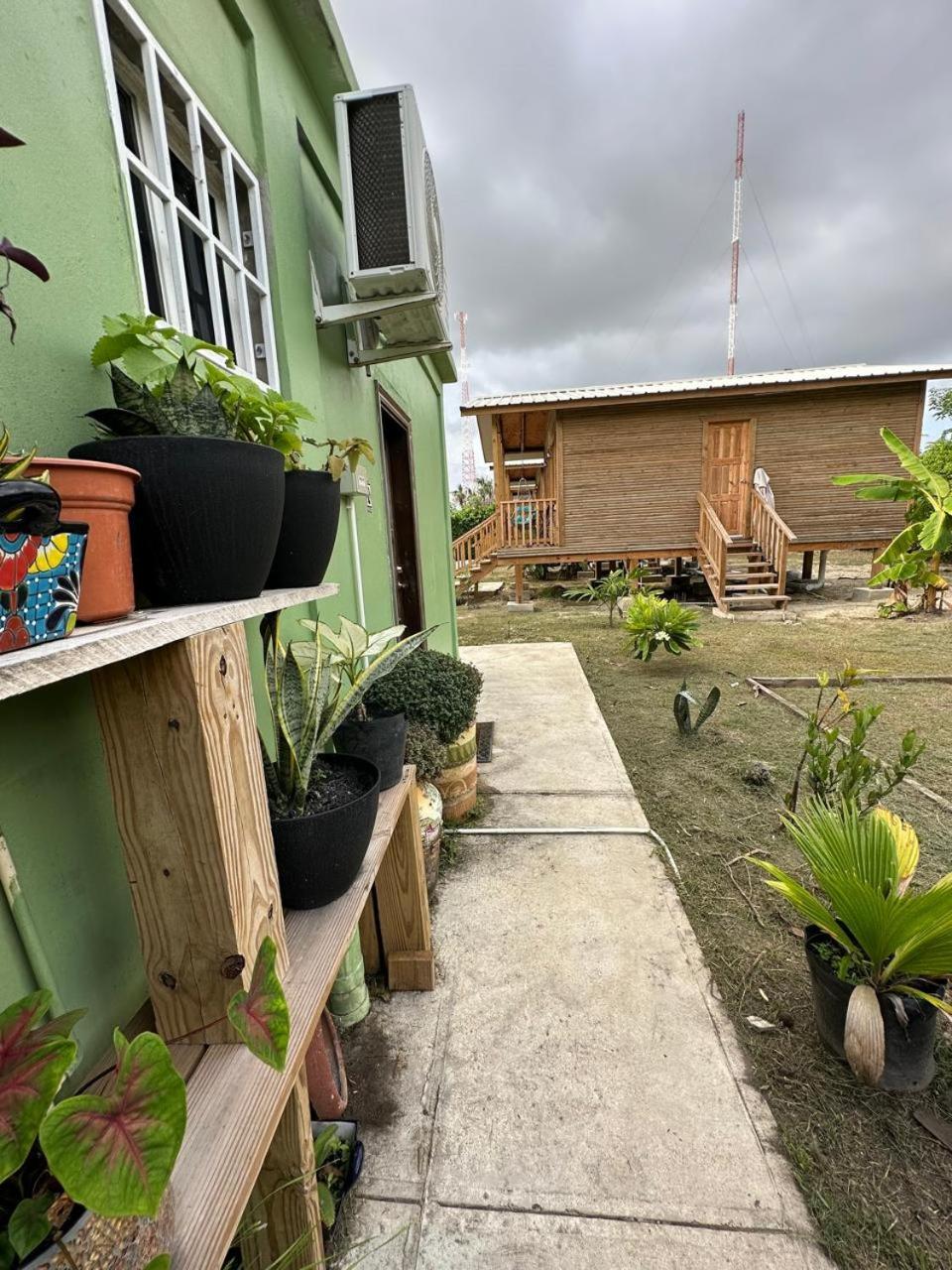 Tuquil-Ha Bed & Breakfast Ladyville Bagian luar foto