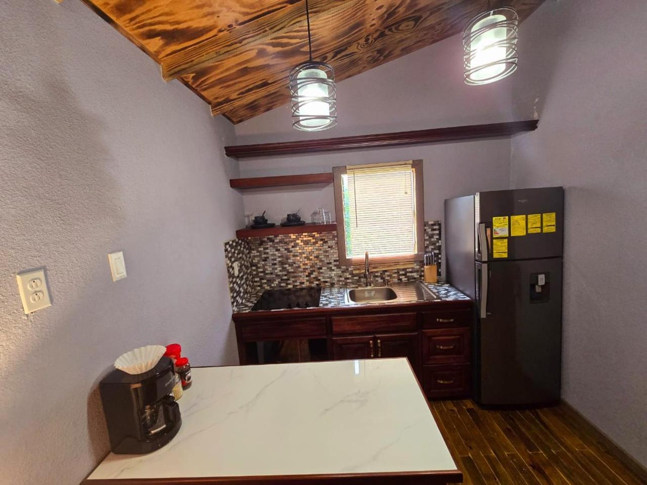 Tuquil-Ha Bed & Breakfast Ladyville Bagian luar foto